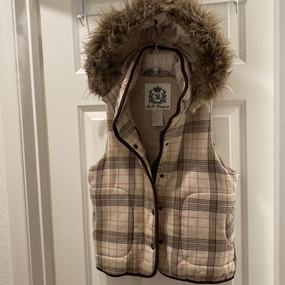 B.B. Dakota hooded vest, Nordstrom exclusive brand, detachable fur hoodie